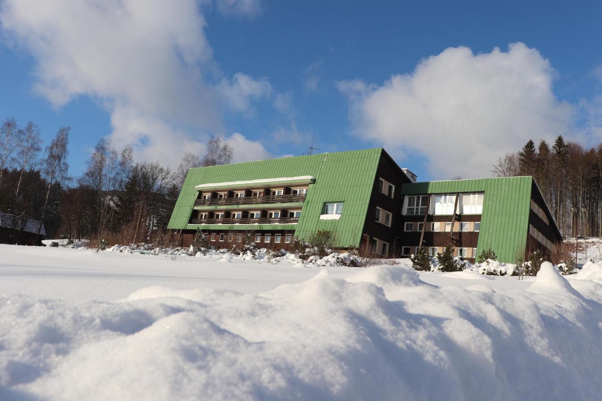 Hotel Albert - Retro Paseky nad Jizerou Luaran gambar